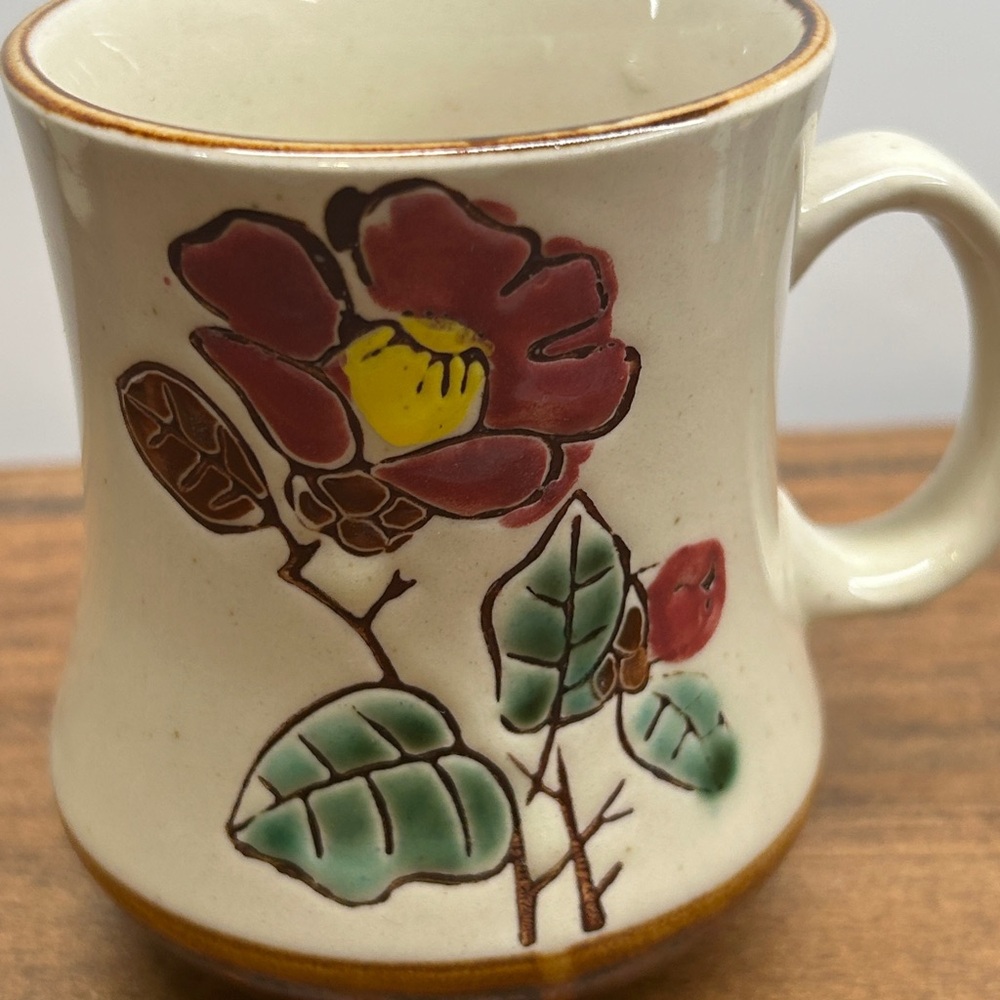 Vintage Retro Stoneware Glazed Mugs With Floral Motif Set Of 4 Made In Korea - Picture 4 of 16